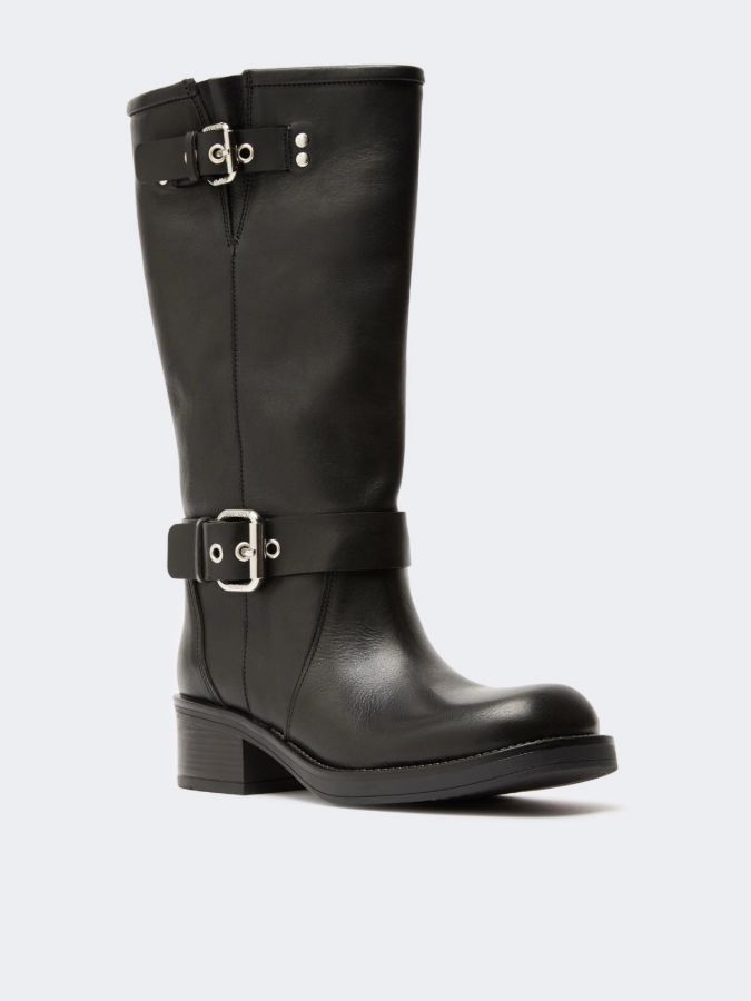 Слика на Weekend MaxMara - Чизми