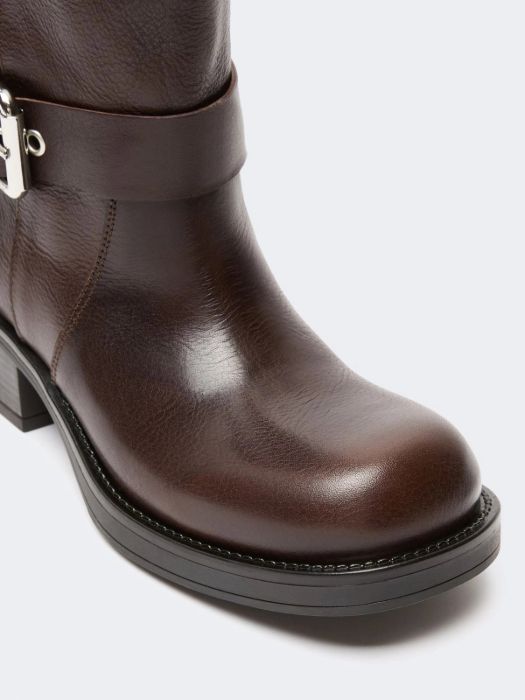 Слика на Weekend MaxMara - Чизми